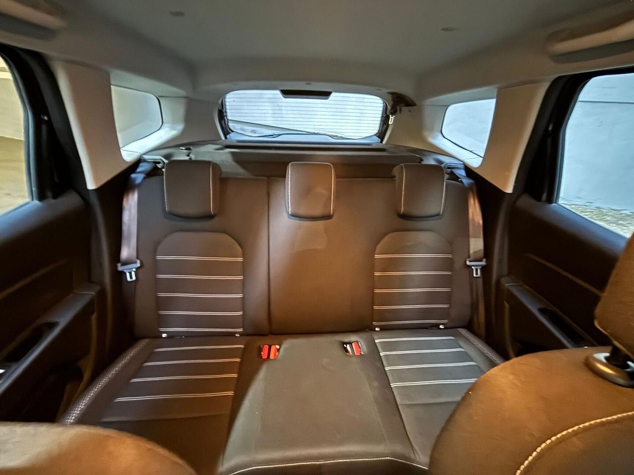 Dacia Duster 1.0 TCe B/GPL - FULL OPTIONAL