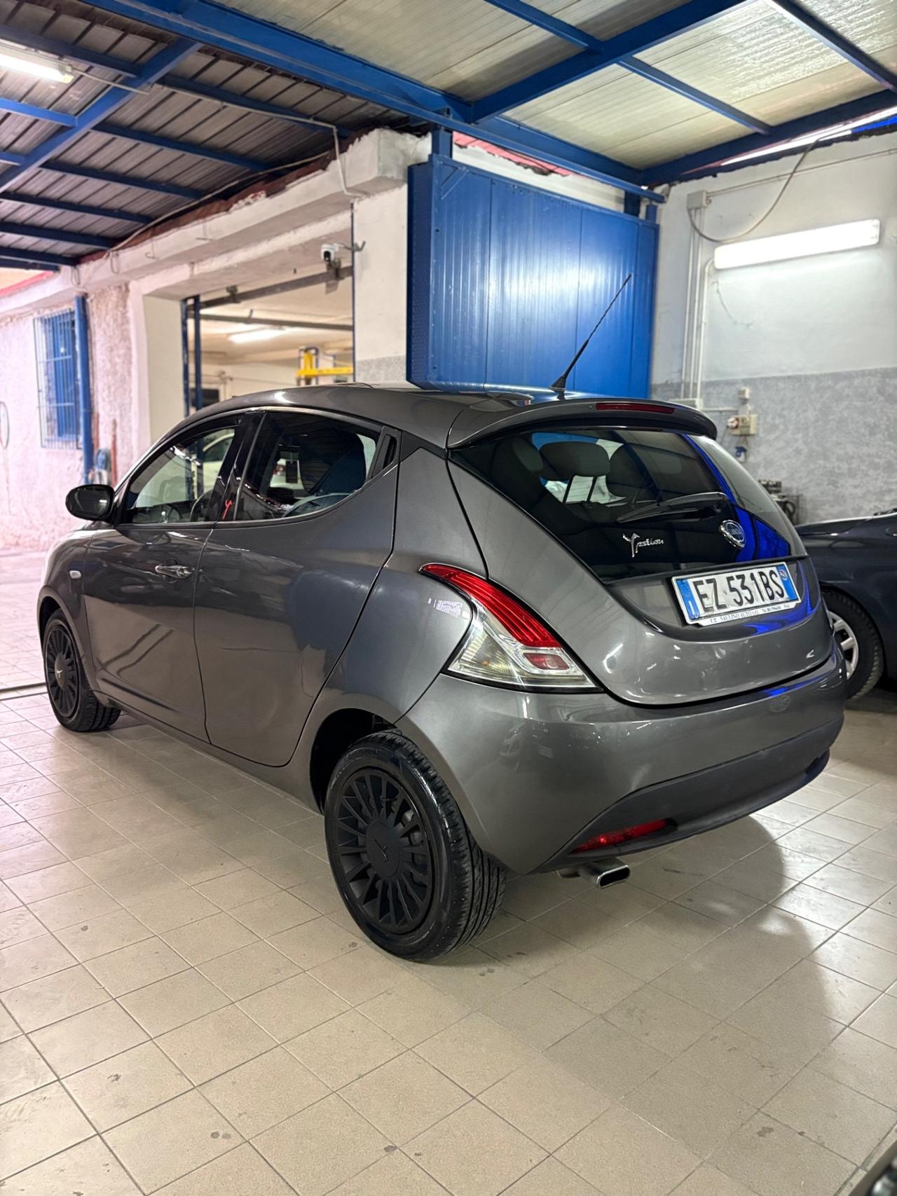 Lancia Ypsilon 1.2 GPL Ecochic Elefantino 69cv