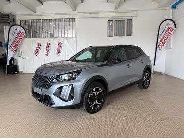Peugeot 2008 Hybrid 145 e-DCS6 GT KM 9000 2025 Bicolor