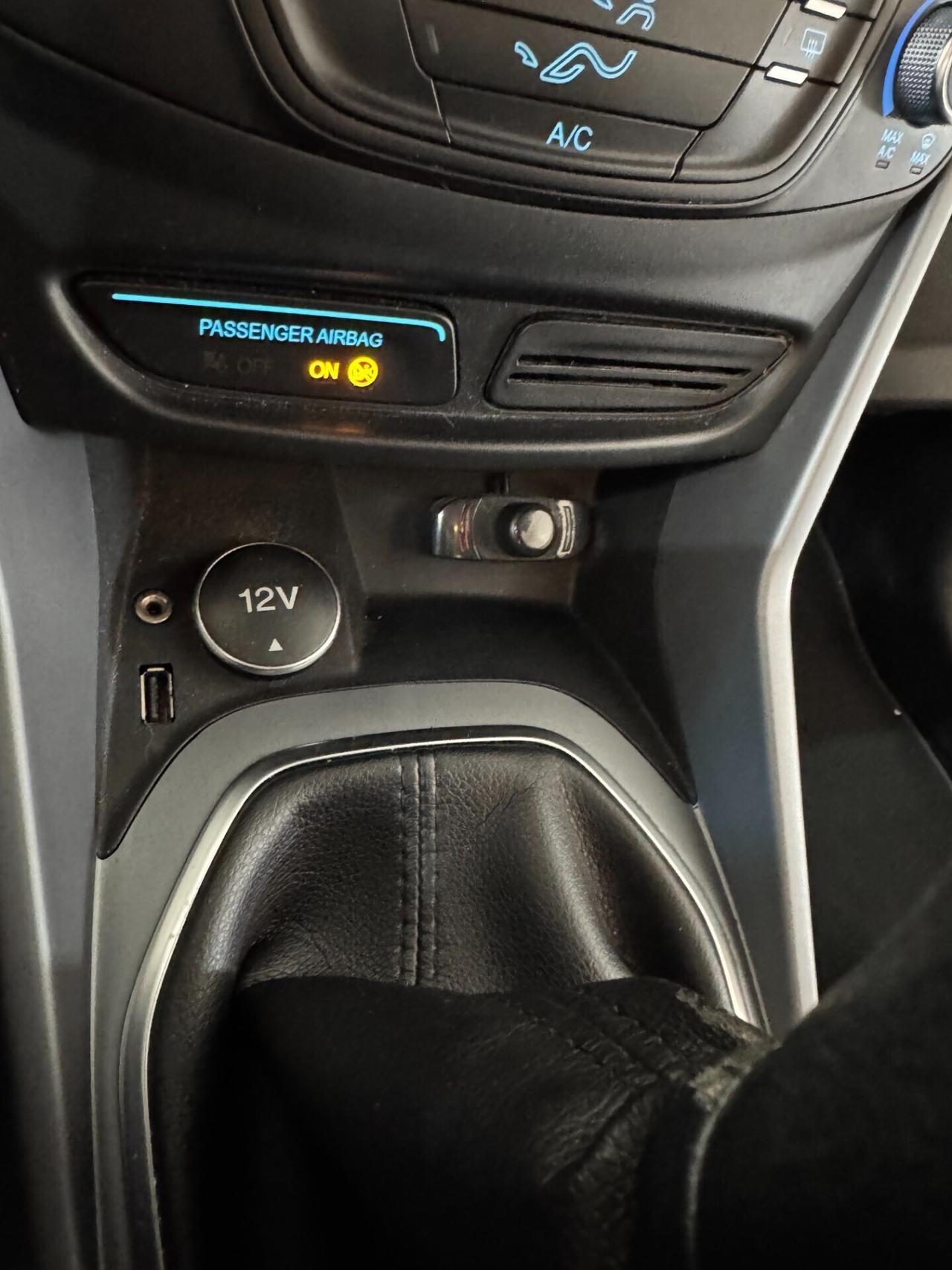 Ford B-Max 1.5 TDCi 75 CV Titanium