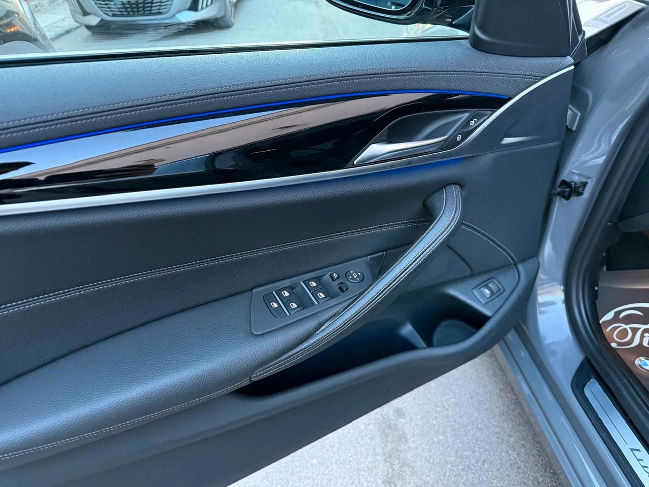 BMW 520D TOURING LUXURY 2.0 MHEV 190CV X-DRIVE PELLE NAVI CAM ANNO 2022