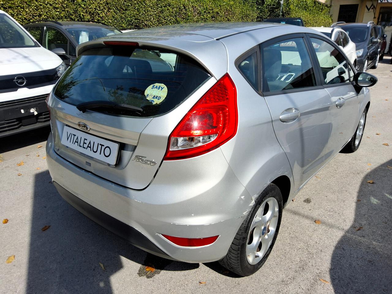 Ford Fiesta 1.2 82 CV 5pTitanium OK NEOPATENTATI