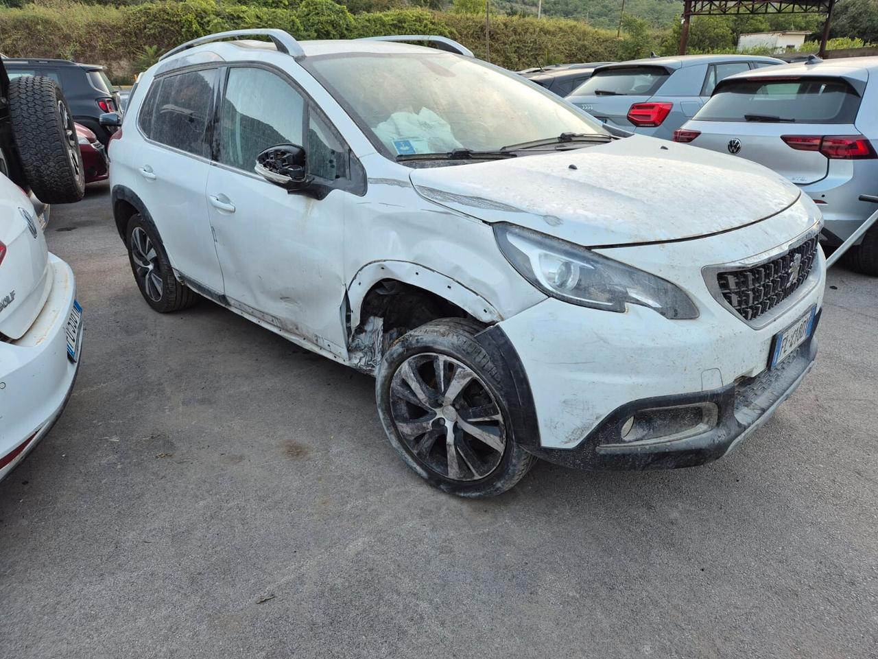 Peugeot 2008 BlueHDi 100 Allure