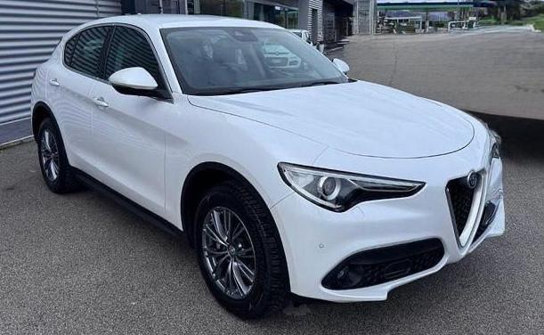 Alfa Romeo Stelvio 2.2 Turbodiesel 210 CV AT8 Q4 Executive