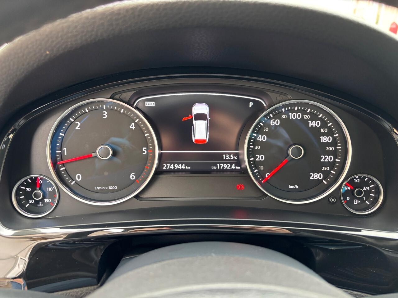 Volkswagen Touareg R-Line Fari LED