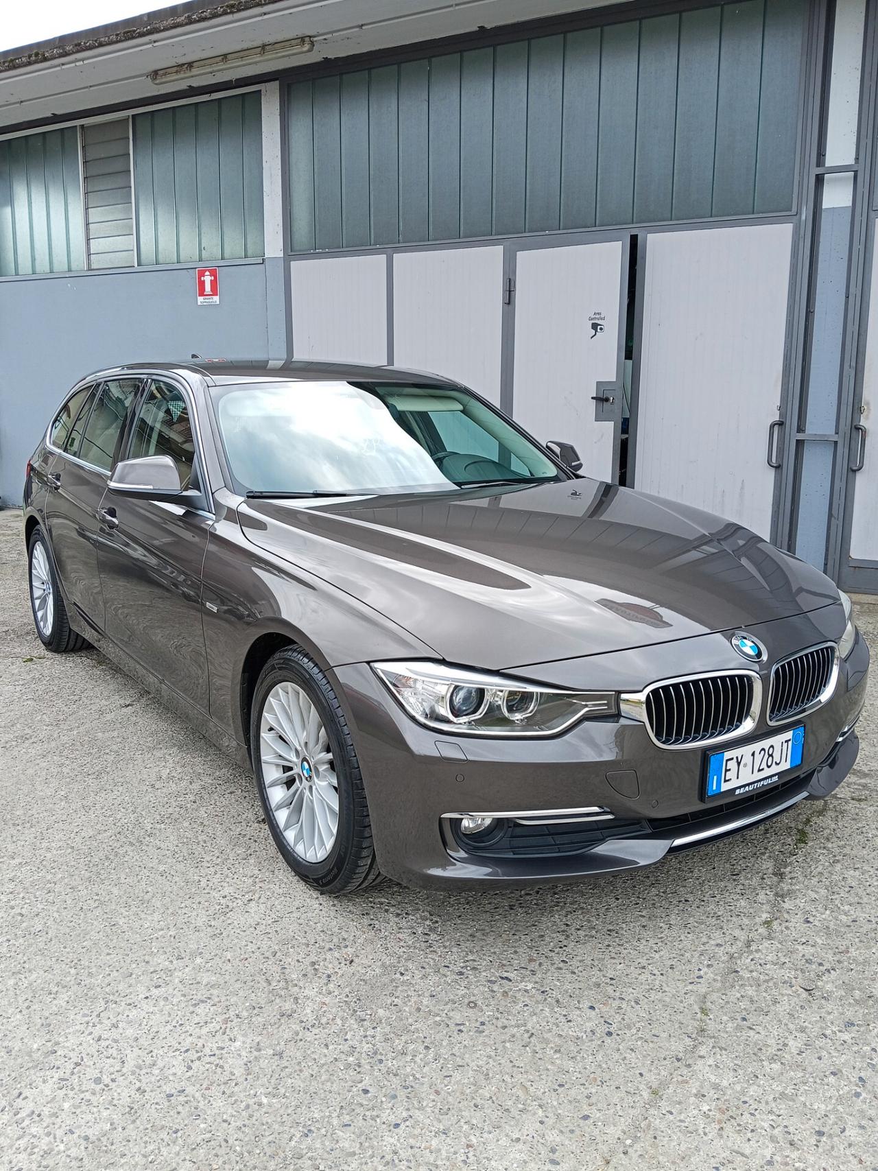 Bmw 318d Touring Luxury Automatica