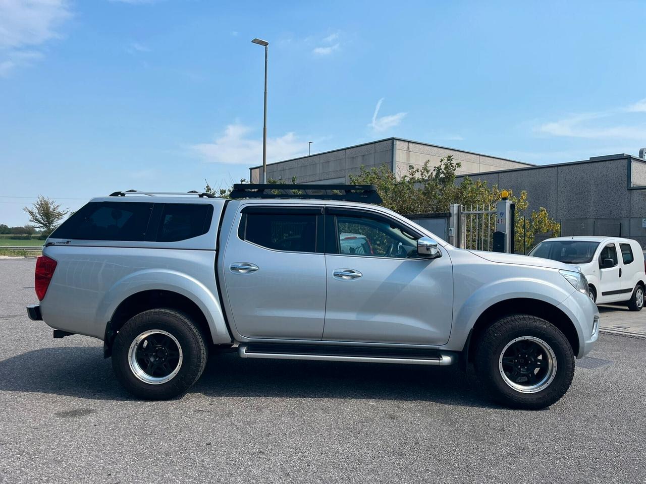Nissan Navara 2.3 dCi 4WD 190CV