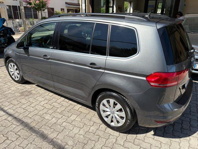 VOLKSWAGEN Touran 2.0 TDI 150 CV SCR DSG ExecutiIve 7 POSTI