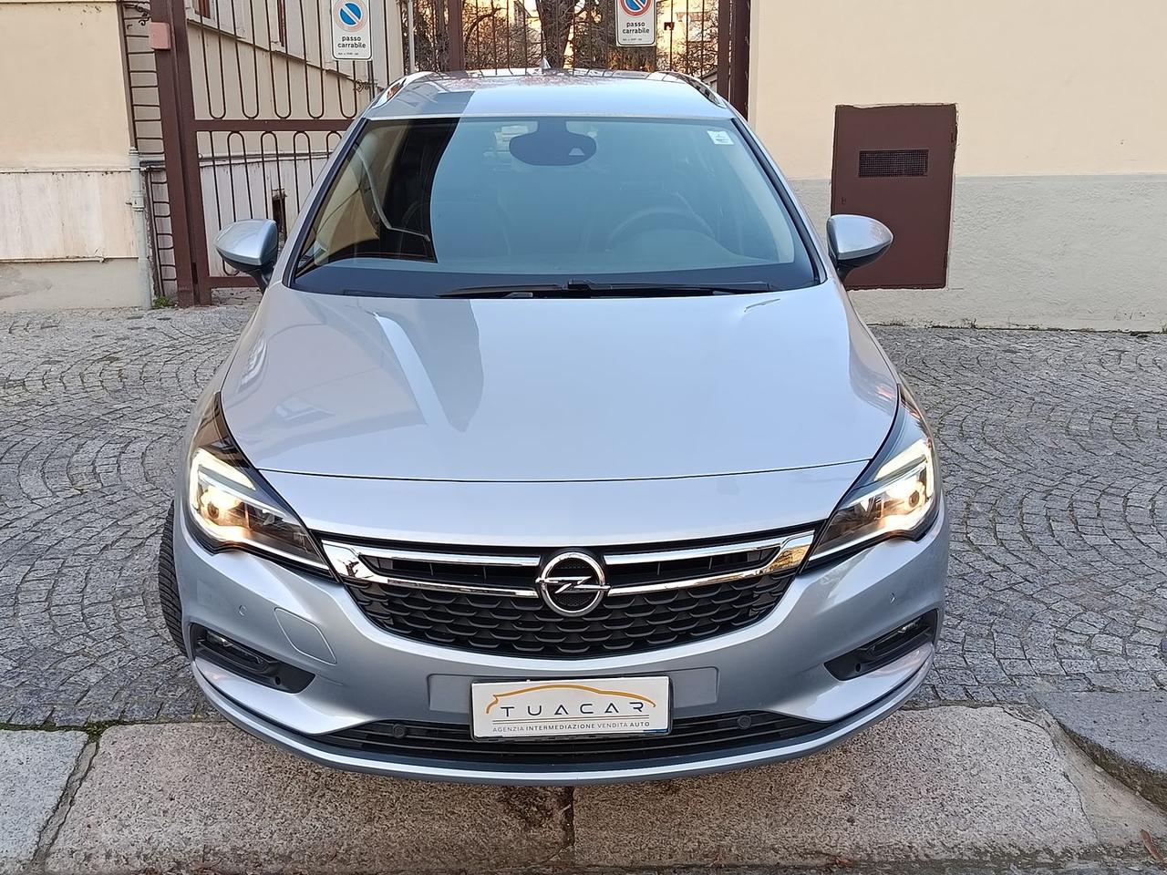 Opel Astra Innovation 1.6 CDTI #9981