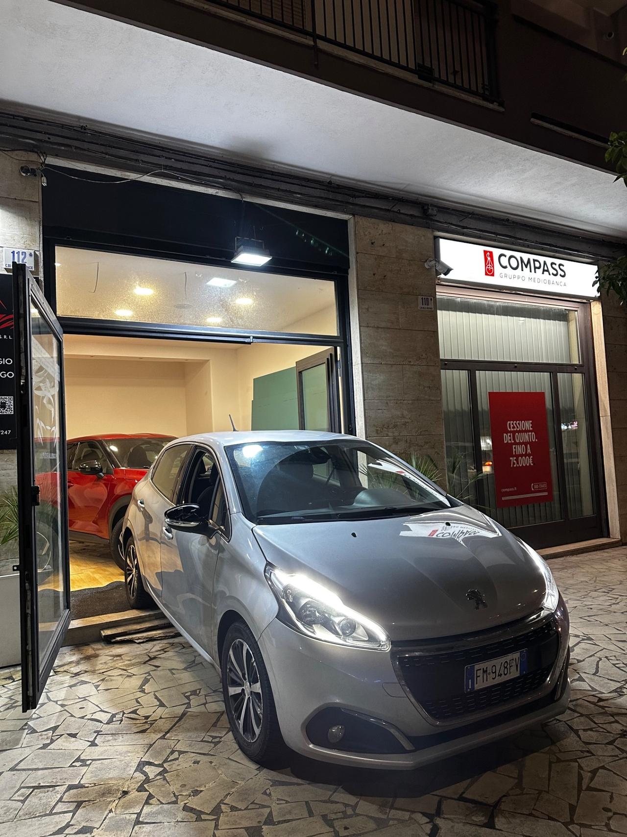 Peugeot 208 BlueHDi 75 5 porte Allure