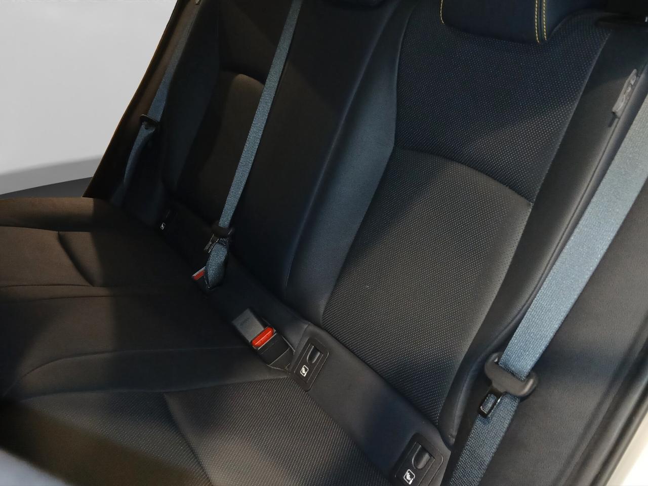 Toyota C-HR 2.0 PHEV Lounge Premiere