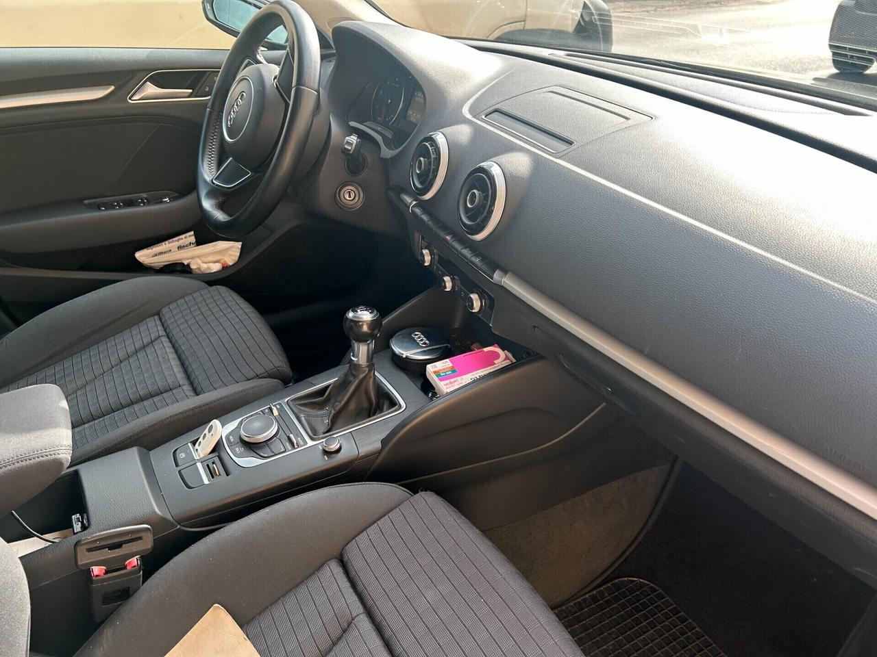 Audi A3 1.6 TDI clean diesel Ambiente