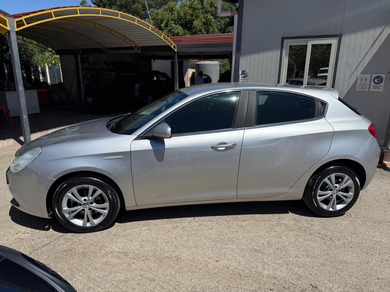 Alfa Romeo Giulietta 1.6 JTDm-2 105 CV KM CERTIF.