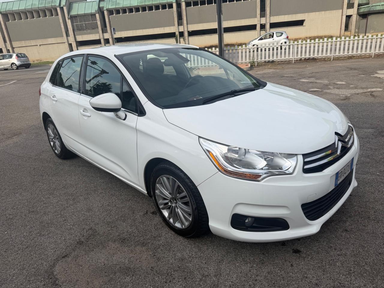 Citroen C4 1.4 VTi 95 Attraction