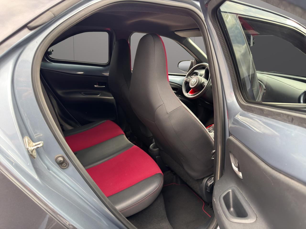 Toyota Aygo X 1.0 Undercover - Unipro - Promo Finanziamento - Tagliandi certificati