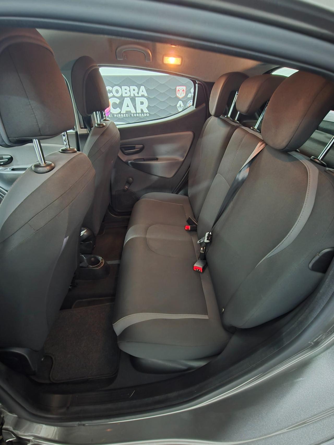 Lancia Ypsilon 1.2 69 CV 5 porte GPL Ecochic Gold