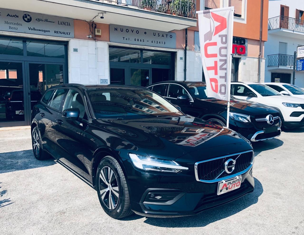 VOLVO V60 D3 Geartronic COCKPIT- CARPLAY