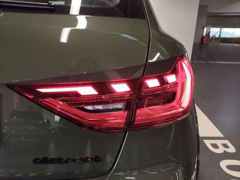 Audi A1 A1 allstreet 30 TFSI S tronic Identity Contrast