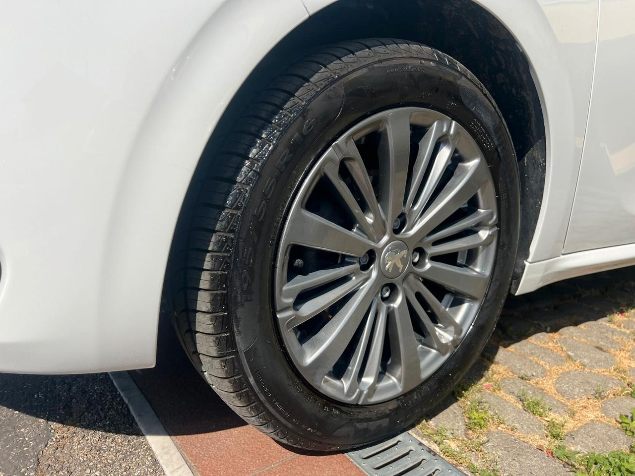 Peugeot 208 PureTech 68 5 porte Access
