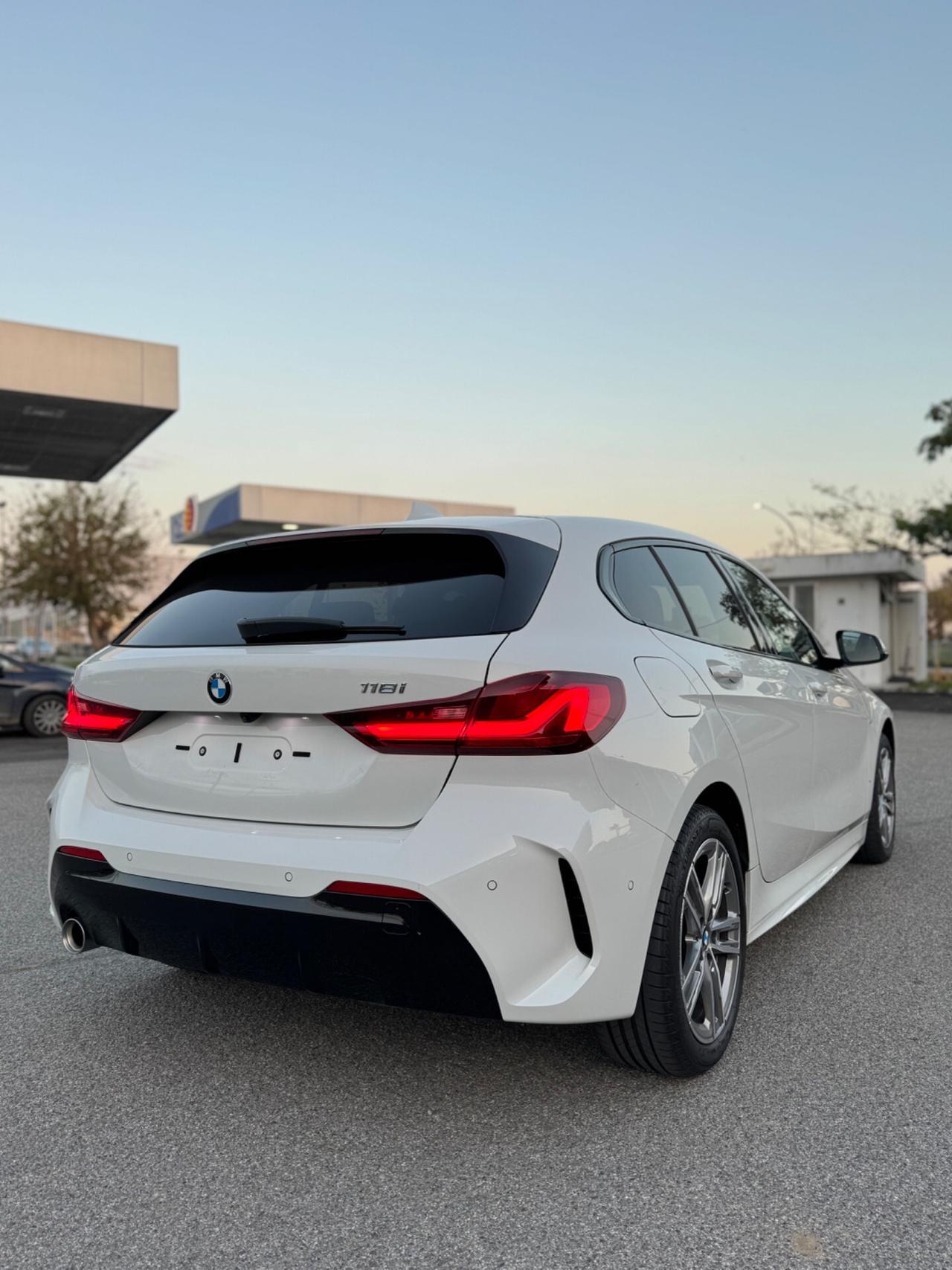 Bmw 118 118i 5p. Msport Automatic