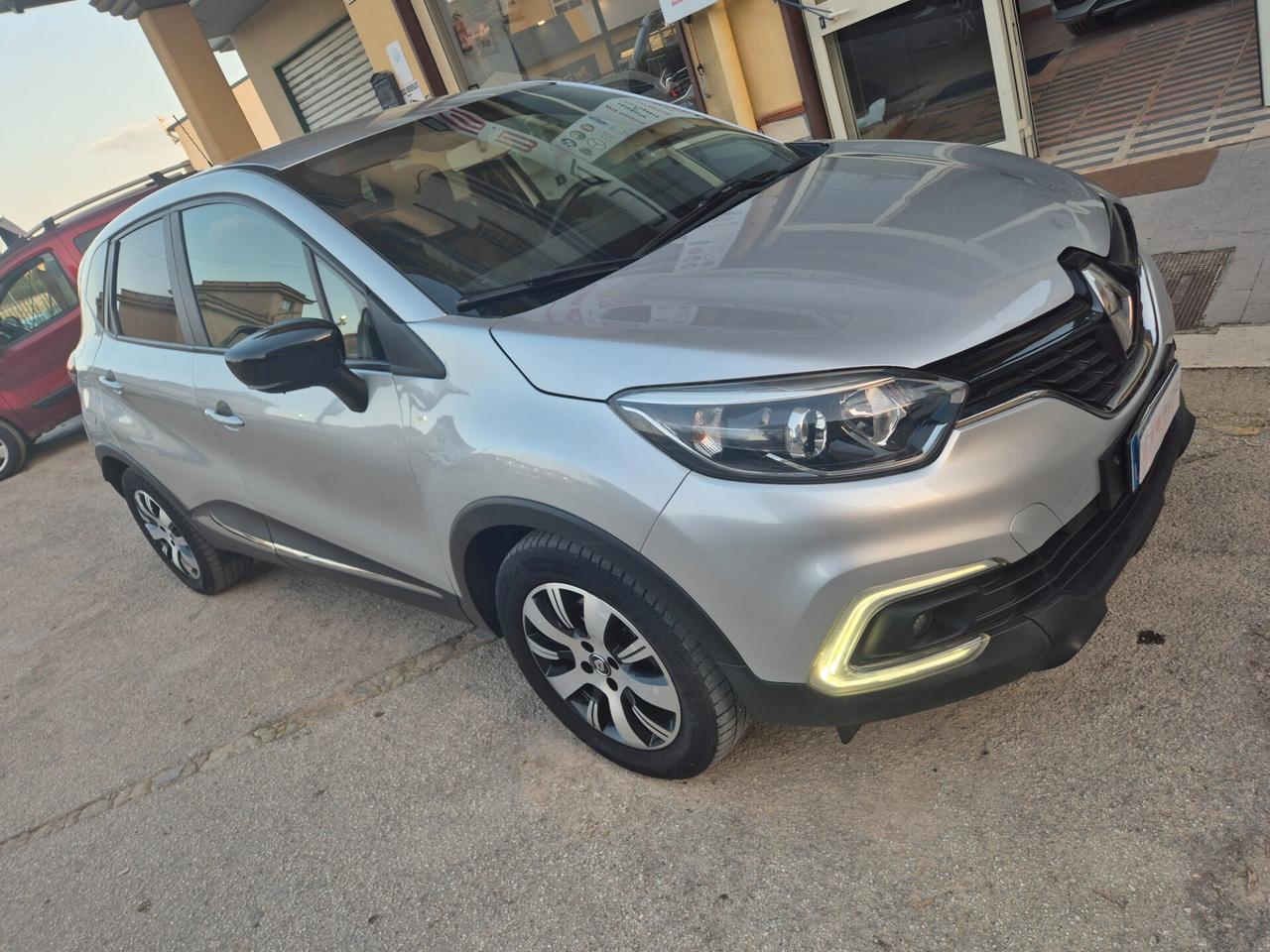 RENAULT CAPTUR 1.5 DCI ANNO 2019 KM 120000 CERT