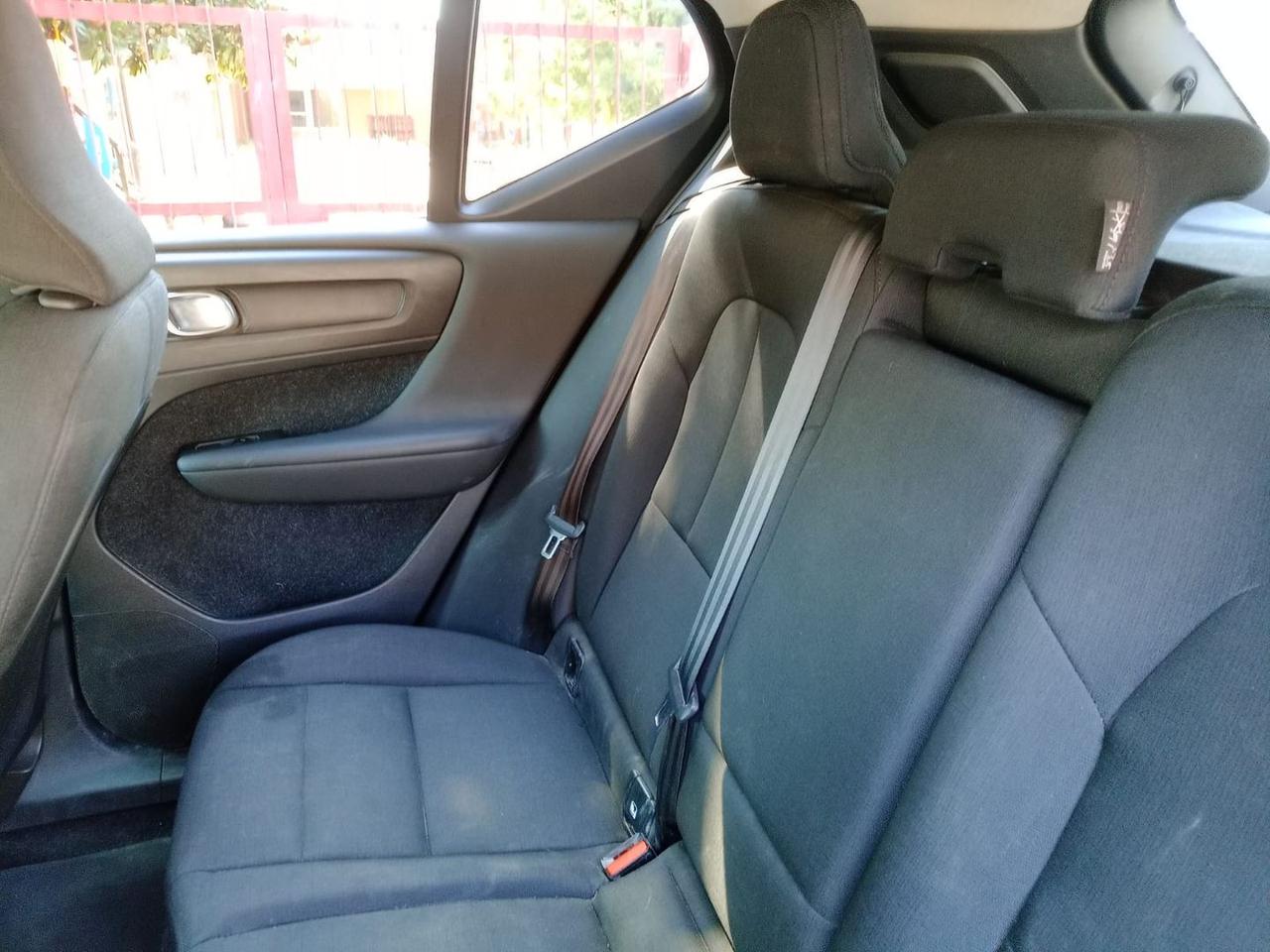 Volvo XC40 Business D3  #6218