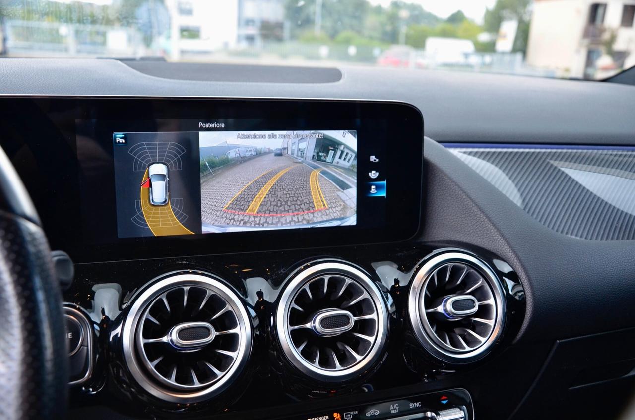 MERCEDES-BENZ GLA 220d PREMIUM AMG 4MATIC 190cv AUTO, UFF ITALIANA, FARI LED, NAVI, RETROCAMERA, 19", PERMUTE