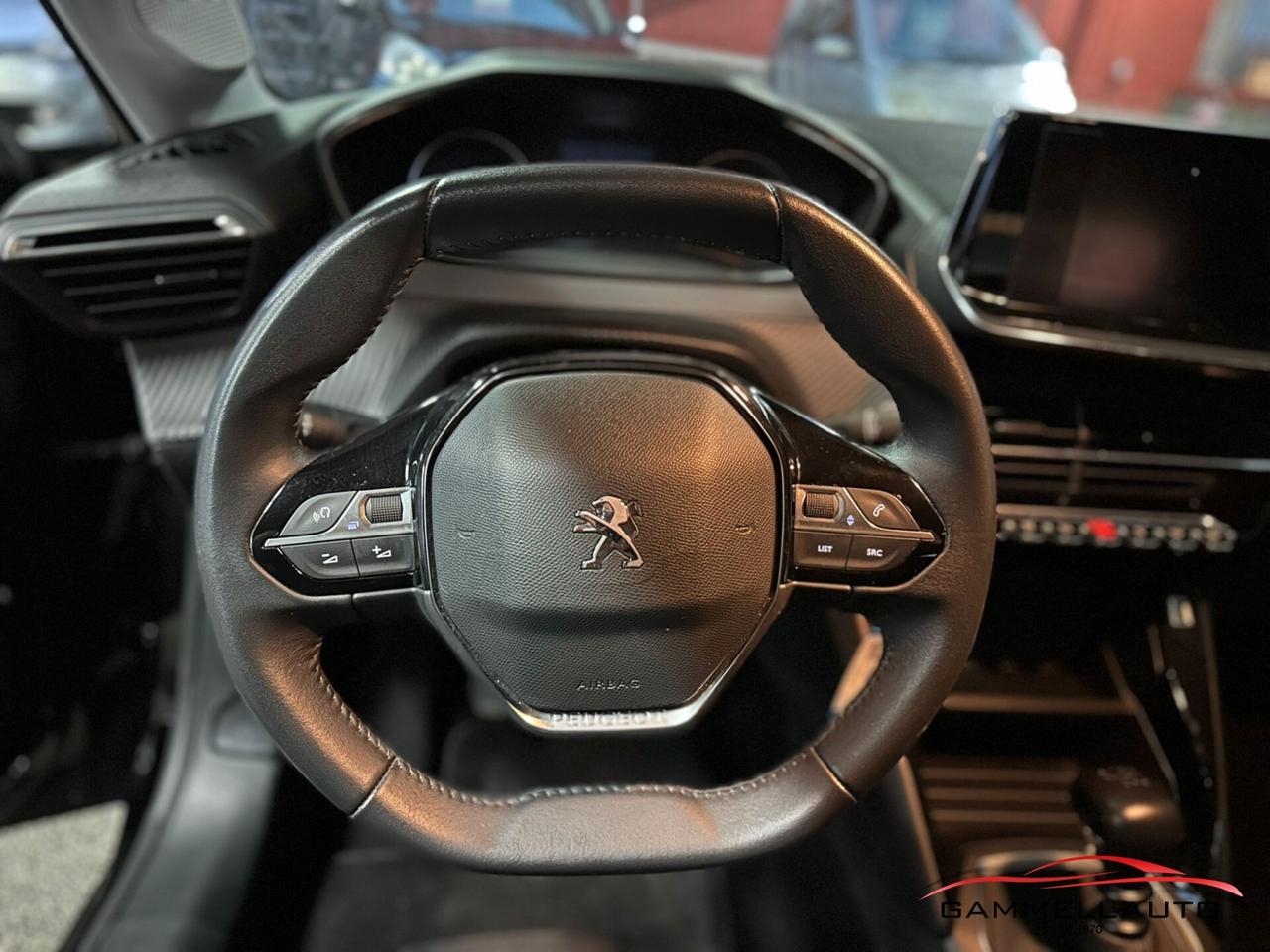 Peugeot 208 1.2 S&S Active Pack Puretech 100cv