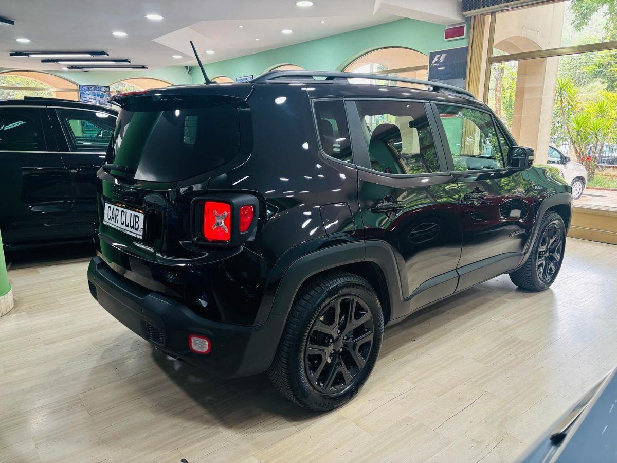 Jeep Renegade 1.6 M.Jet 120cv Dawn of Justice Total Black