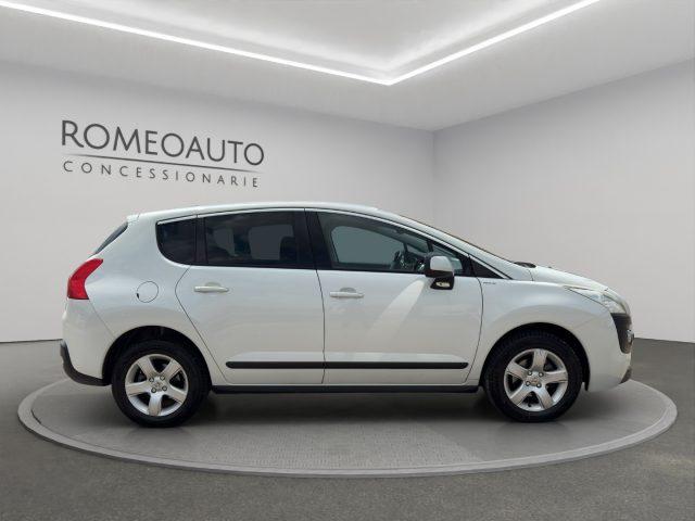 PEUGEOT 3008 1.6 HDi 112CV cambio robotizzato Tecno