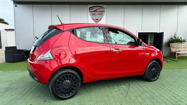 LANCIA Ypsilon 1.0 FireFly 5 porte S&S Hybrid Gold