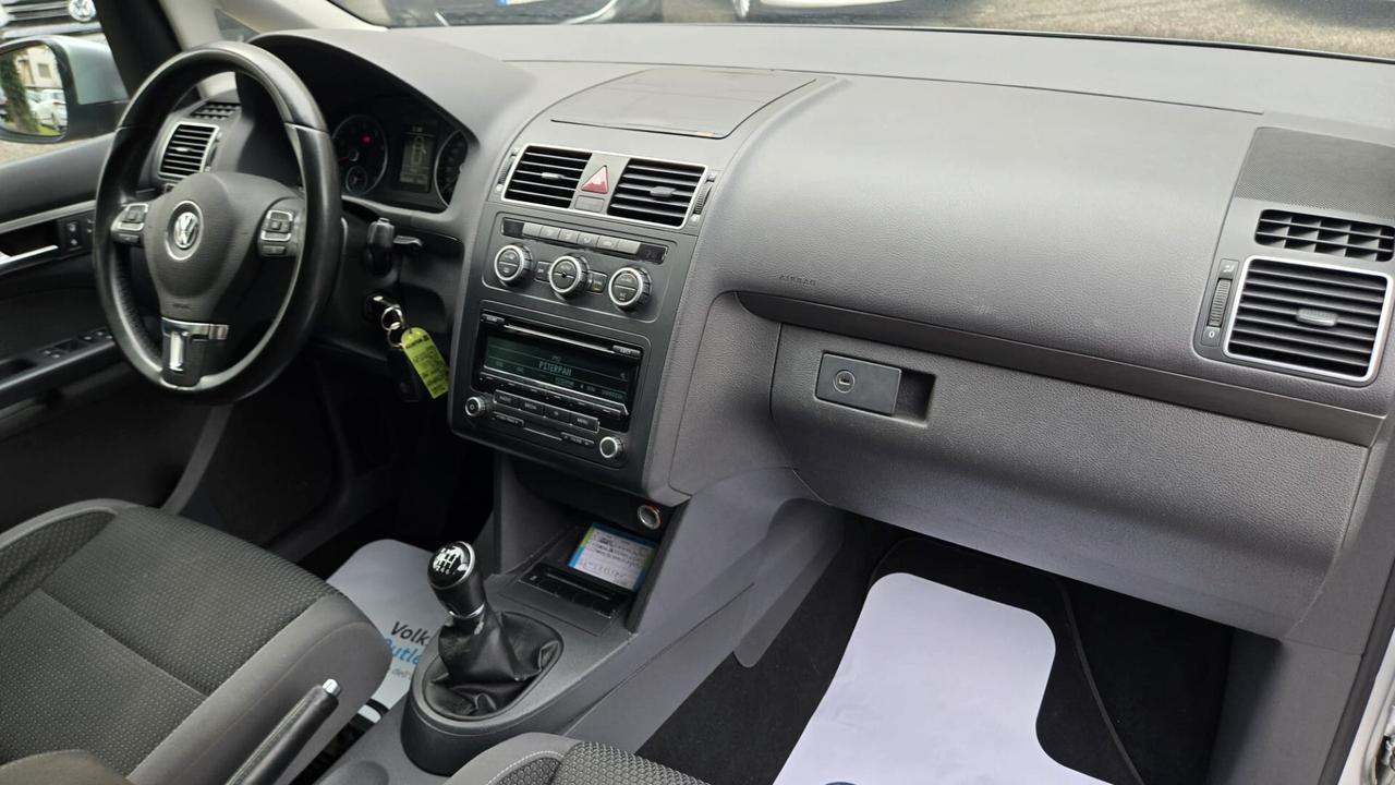 Volkswagen Touran Business 1.4 Comfortline EcoFuel 5Posti