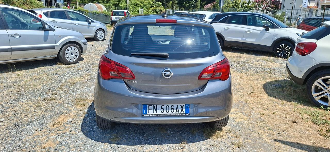 Opel Corsa 1.2 5 porte