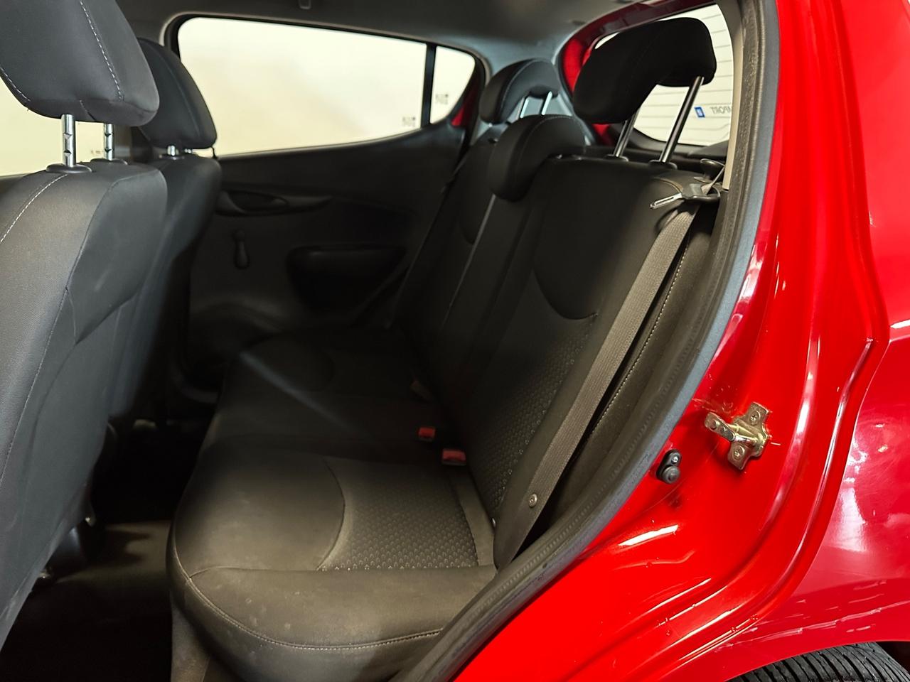 OPEL KARL 1.0 BENZINA 75CV NEOPATENTATI