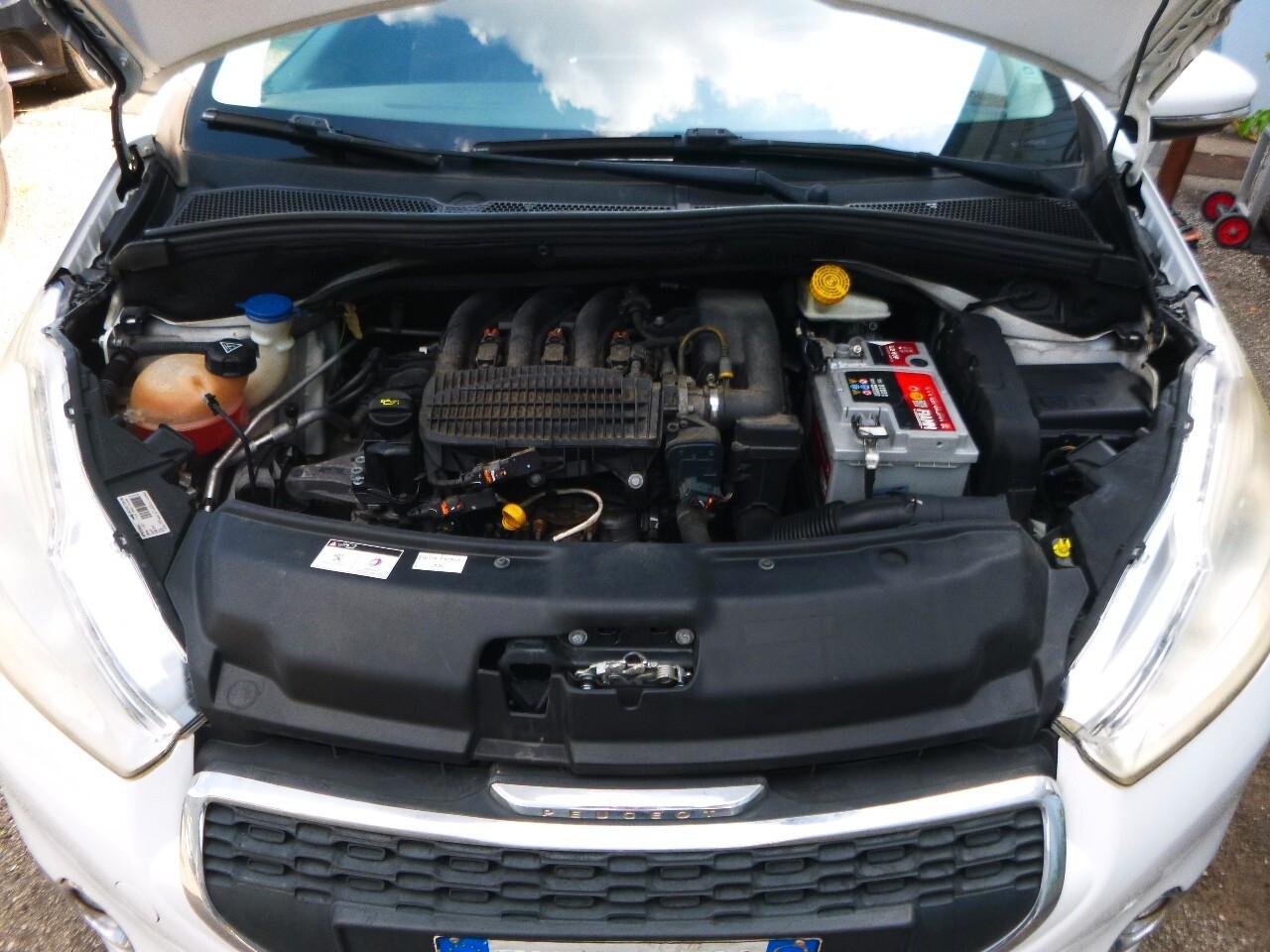 Peugeot 208 1.2 VTi 82 CV 3 porte Active