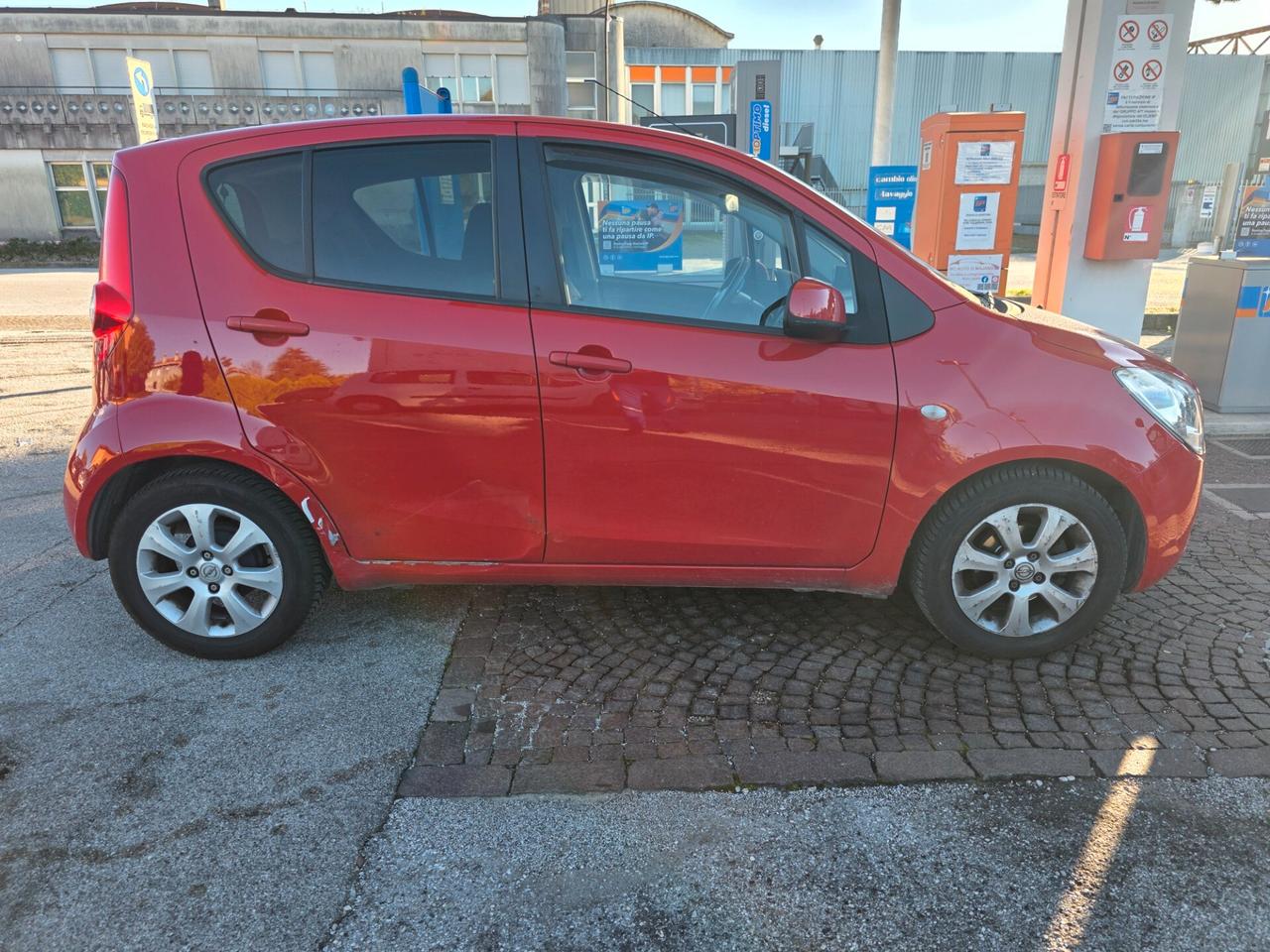 Opel Agila 1.2 16V 86CV con 111.000km Unicoproprietario Neopatentati ok