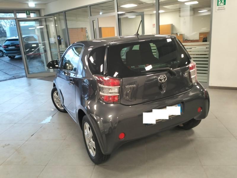 Toyota iQ 1.0 Active (sol) cvt E5