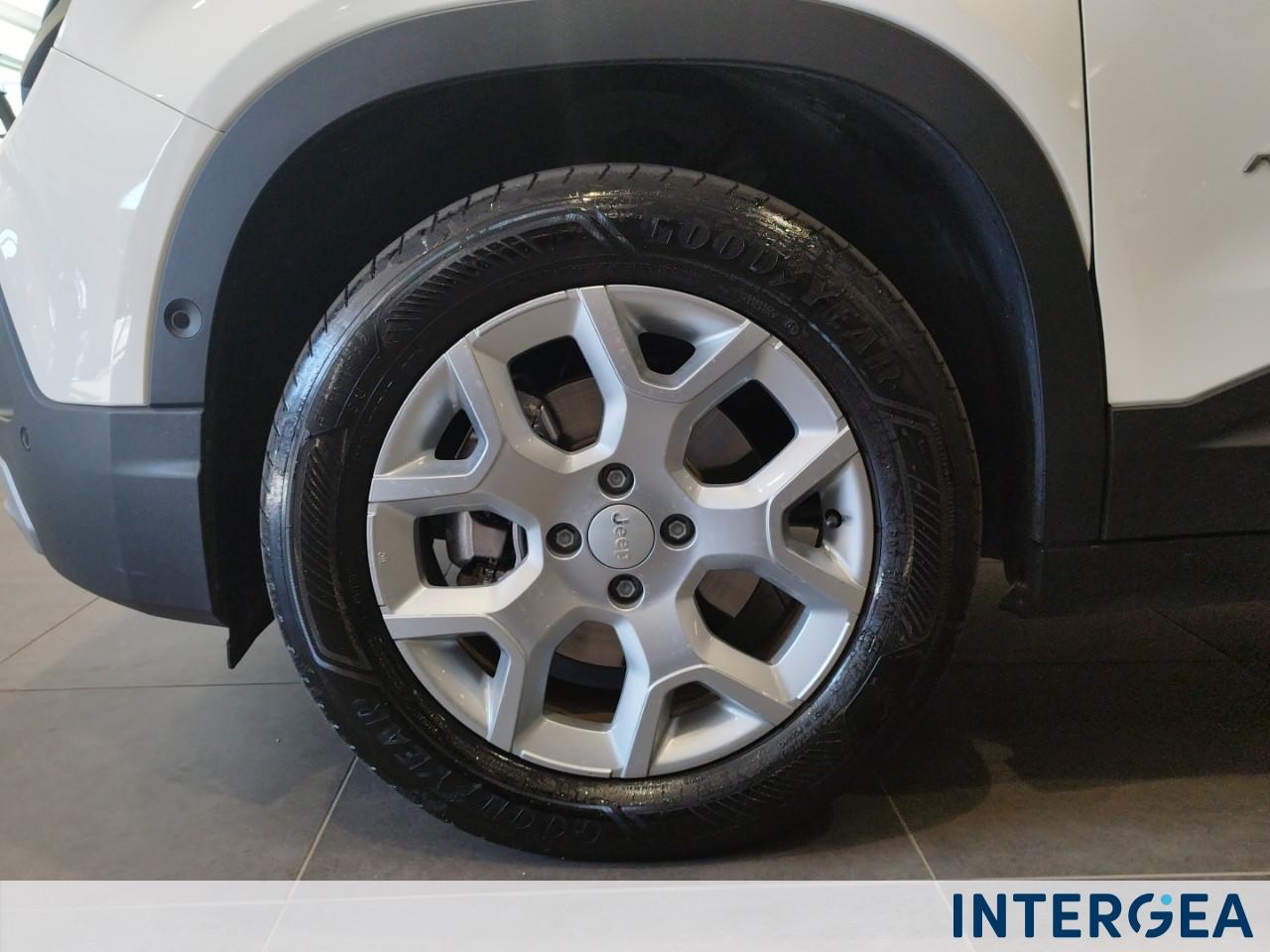JEEP Avenger 1.2 turbo e-hybrid mhev Altitude fwd