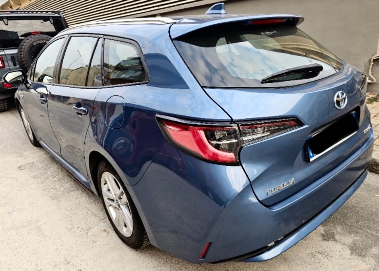 Toyota Corolla Touring Sports 1.8 Hybrid Business