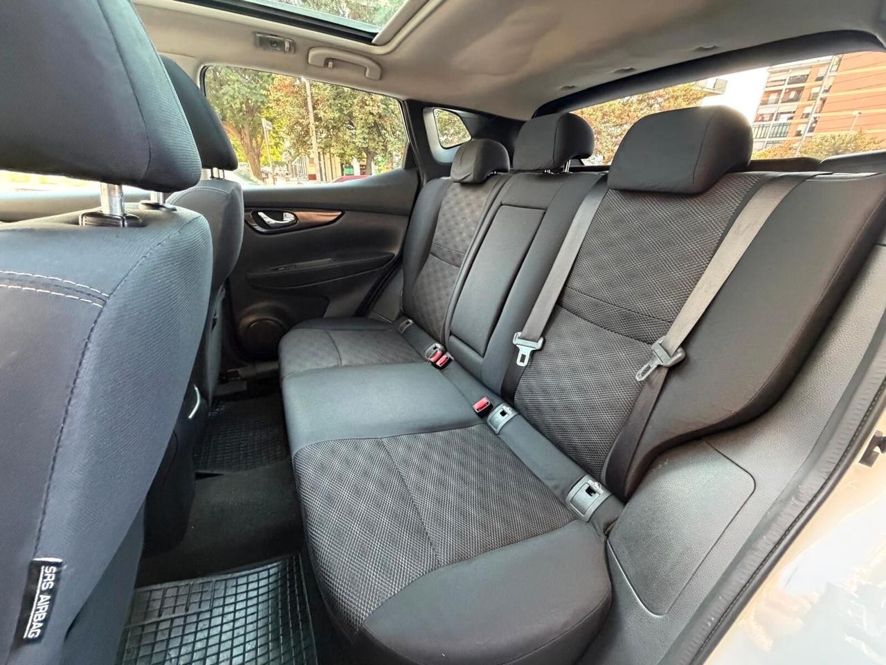 Nissan Qashqai 1.5 dCi Tekna