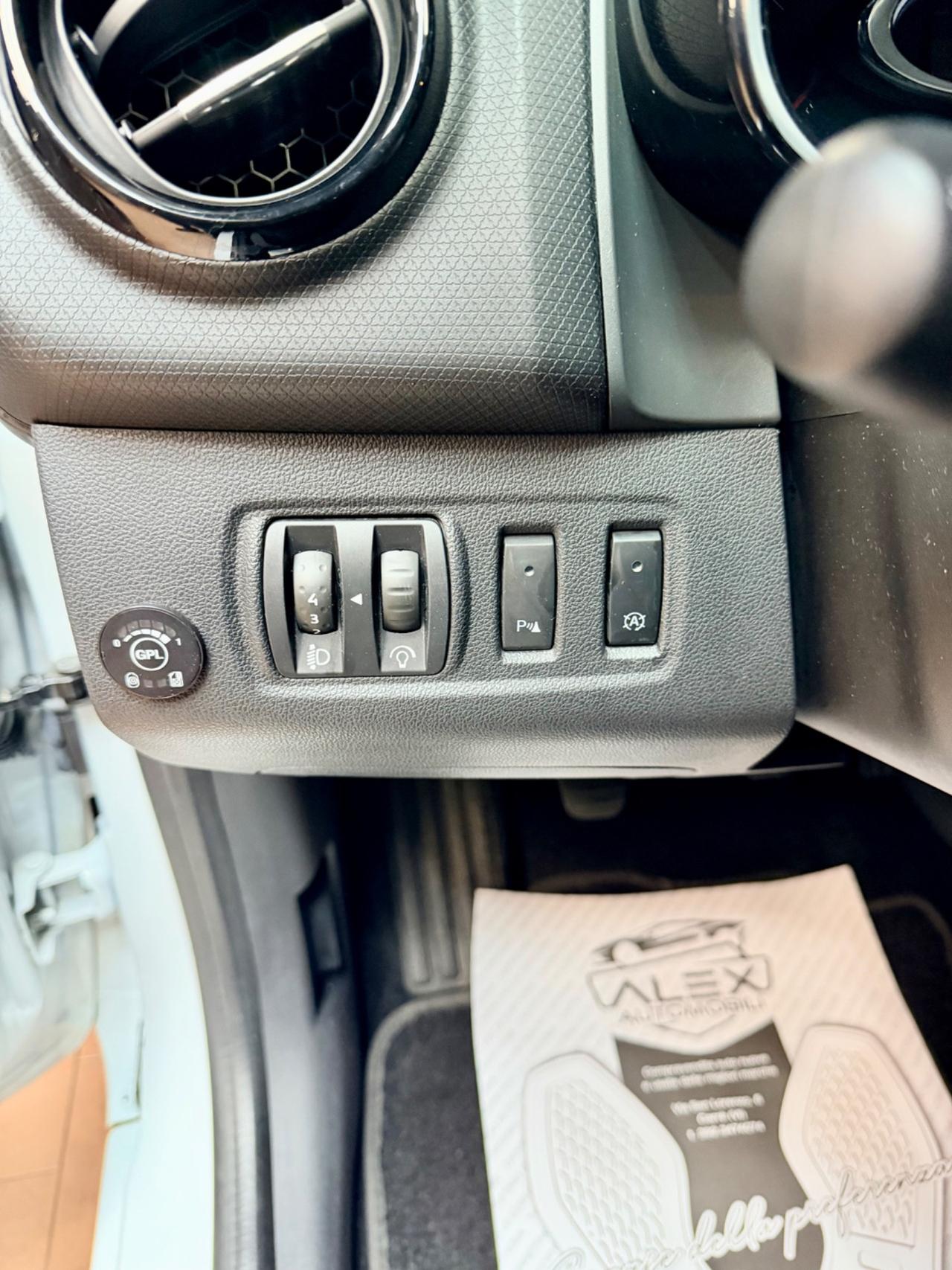 Renault Clio TCe benz/GPL 90cv Neopat E6