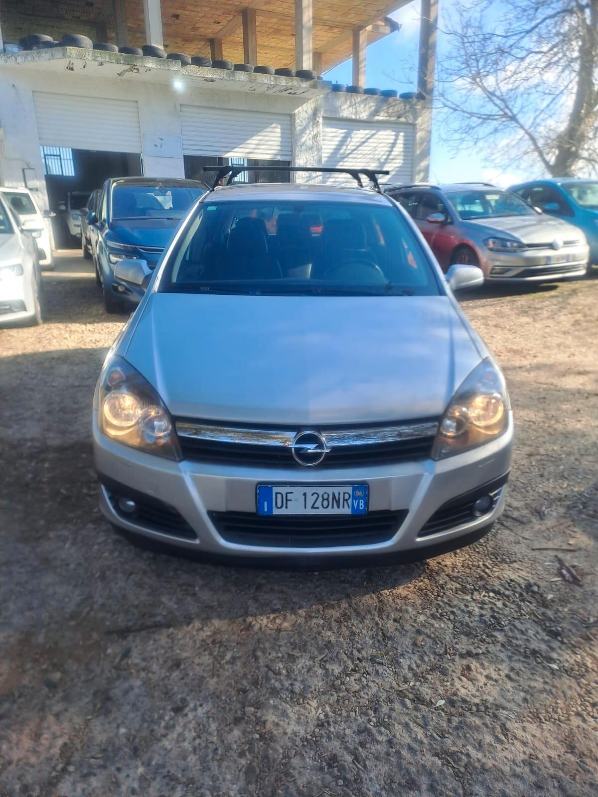 Opel Astra 1.6 16V Twinport 5 porte Cosmo km 103mila