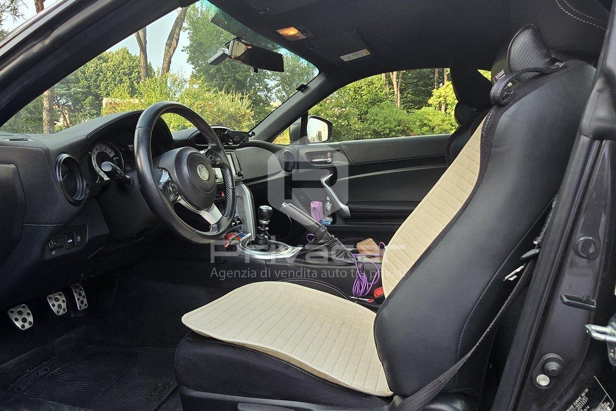 TOYOTA GT86 2.0 Rock&Road
