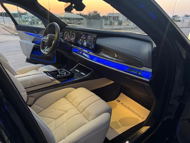 BMW 740 d xDrive Msport CON SOLI 3954 KM.