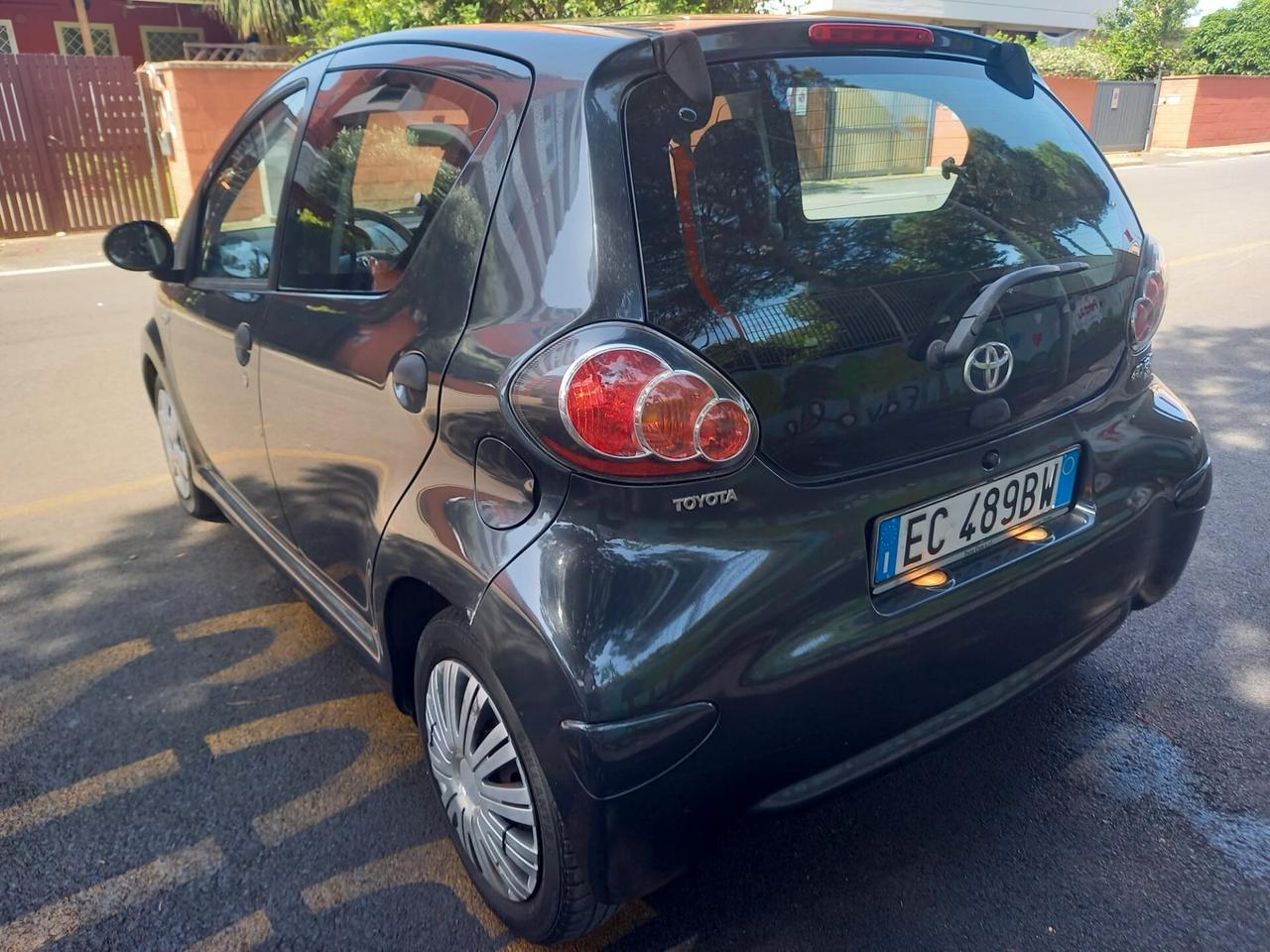 Toyota Aygo 58.000KM ORIGINALI GARANZIA 12 MESI