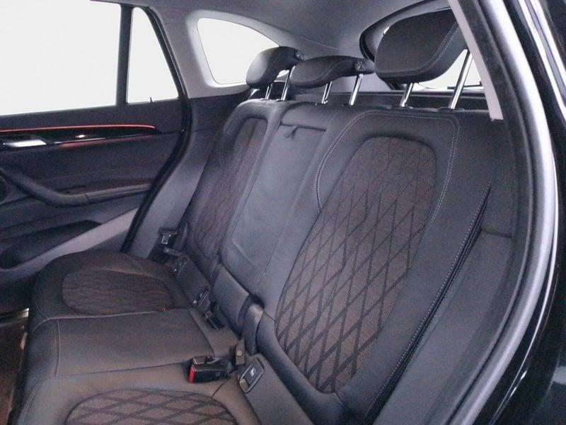 BMW X1 sdrive18i xLine 140cv auto