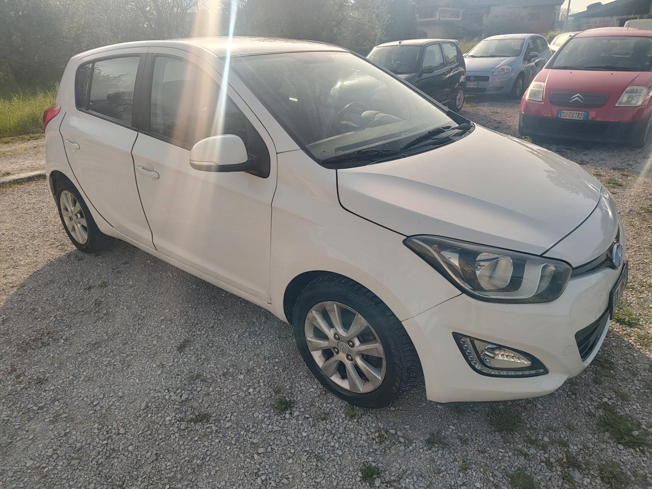 Hyundai i20 1.2 Benz 2013