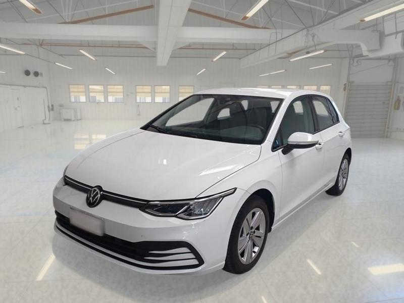 VOLKSWAGEN GOLF VIII 1.0 ETSI 81 KW EVO LIFE DSG 5 PORTE BERLINA