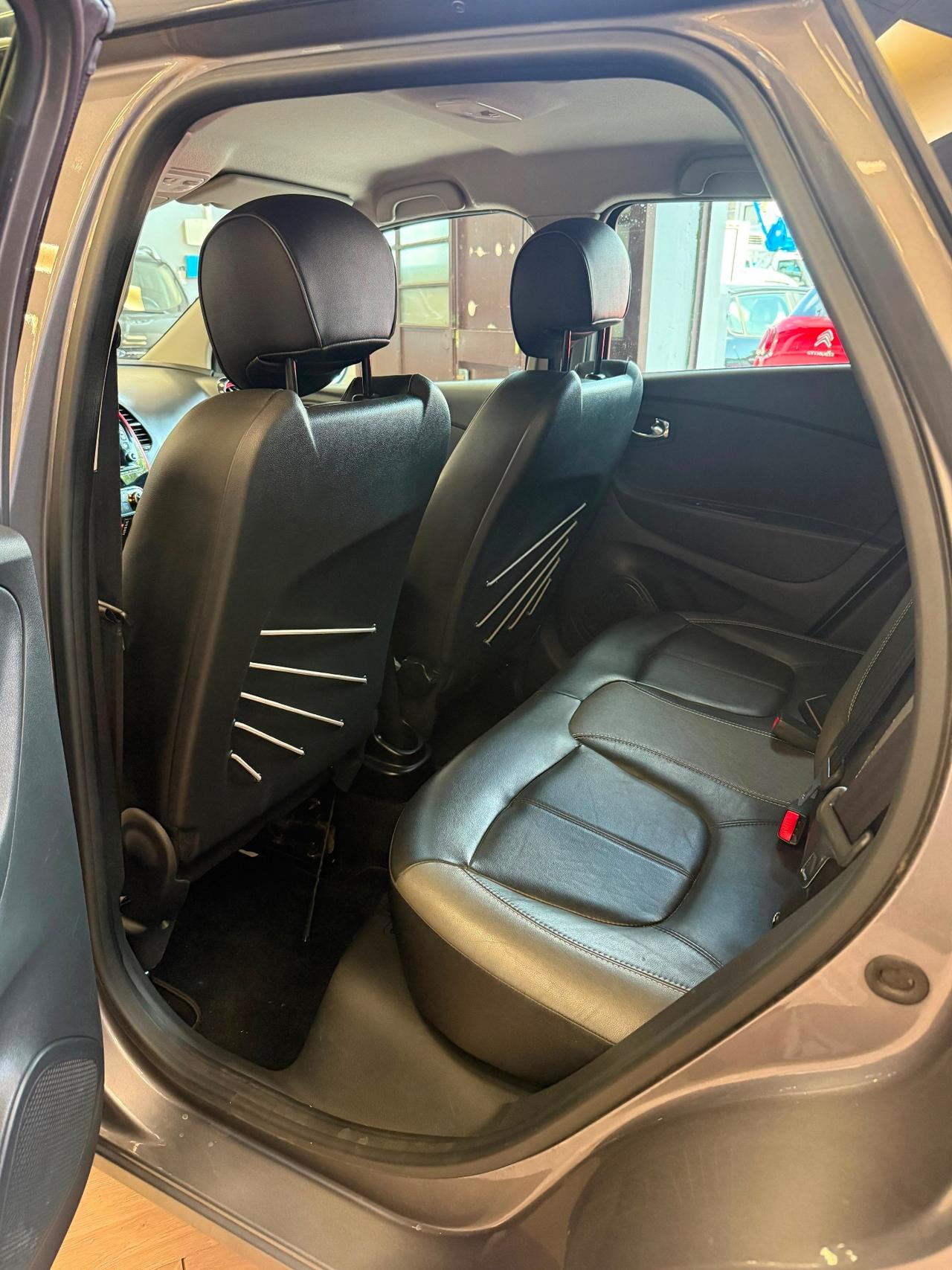 Renault Captur dCi 8V 90 CV EDC Start&Stop Energy Iconic