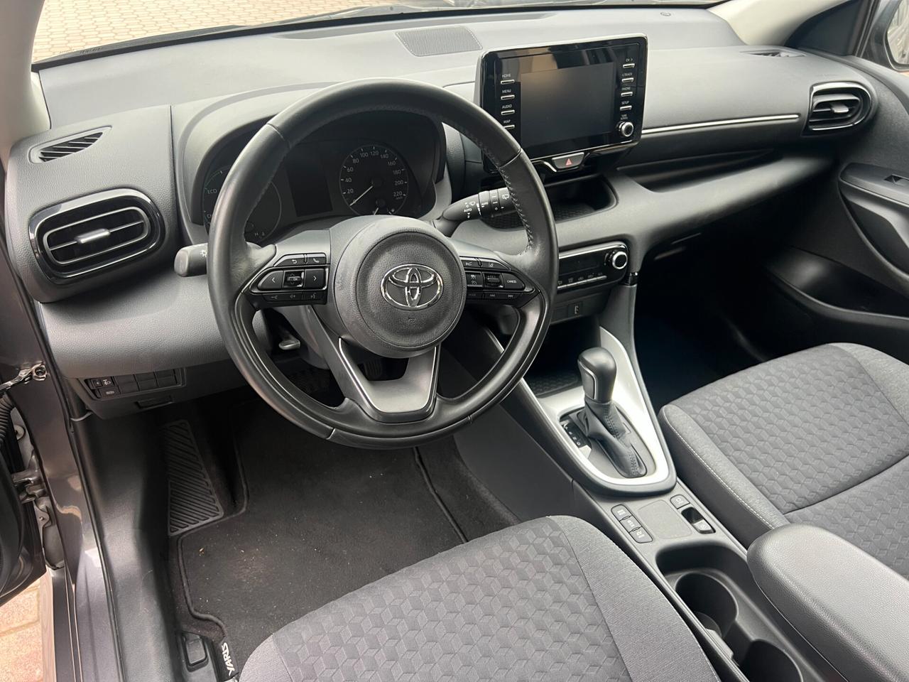 Toyota Yaris 1.5 Hybrid 5 porte Active